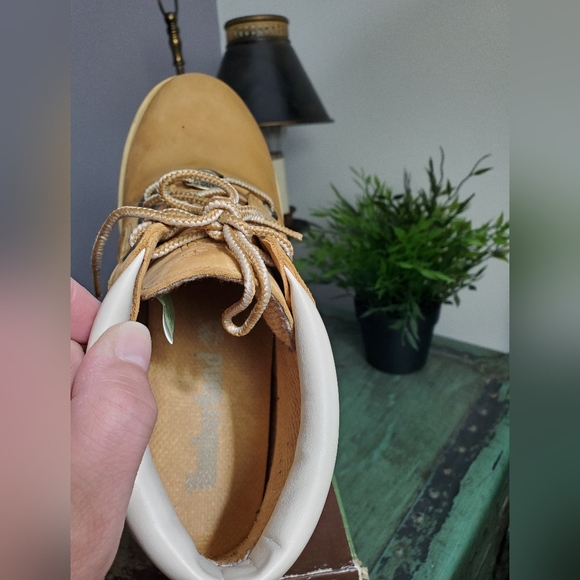 Timberland Chukka Boots - Picture 10 of 12